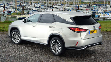 Lexus RX Mk4 сзади
